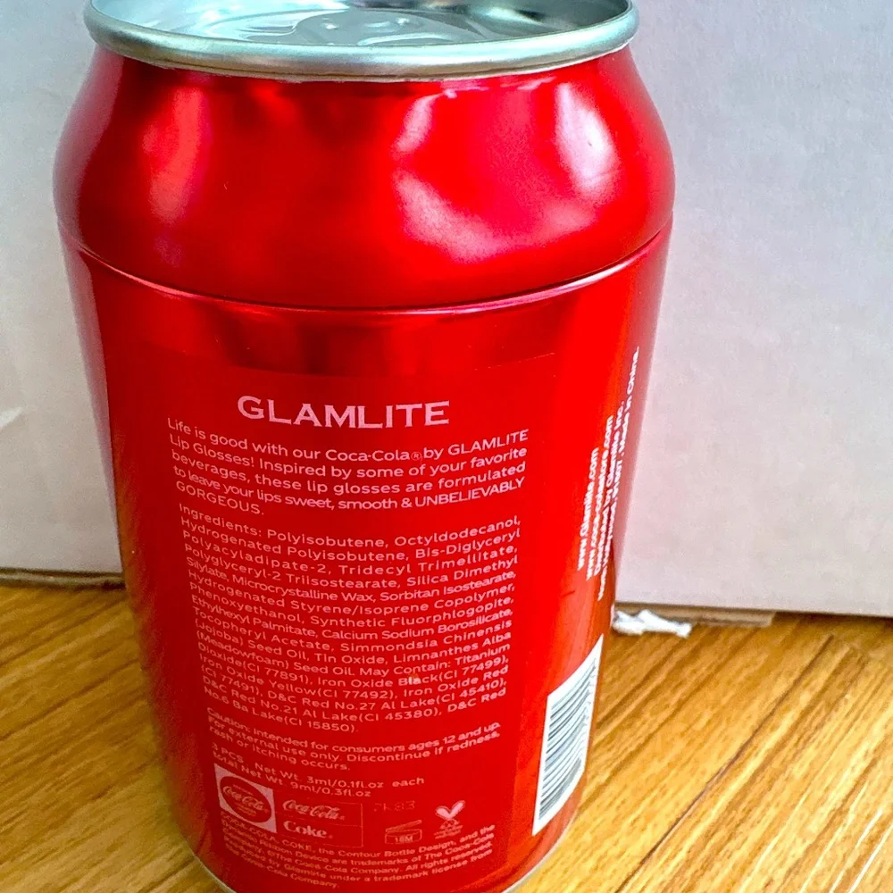 Glamlite Coca Cola Original Lip Gloss Set - Picture 3 of 4